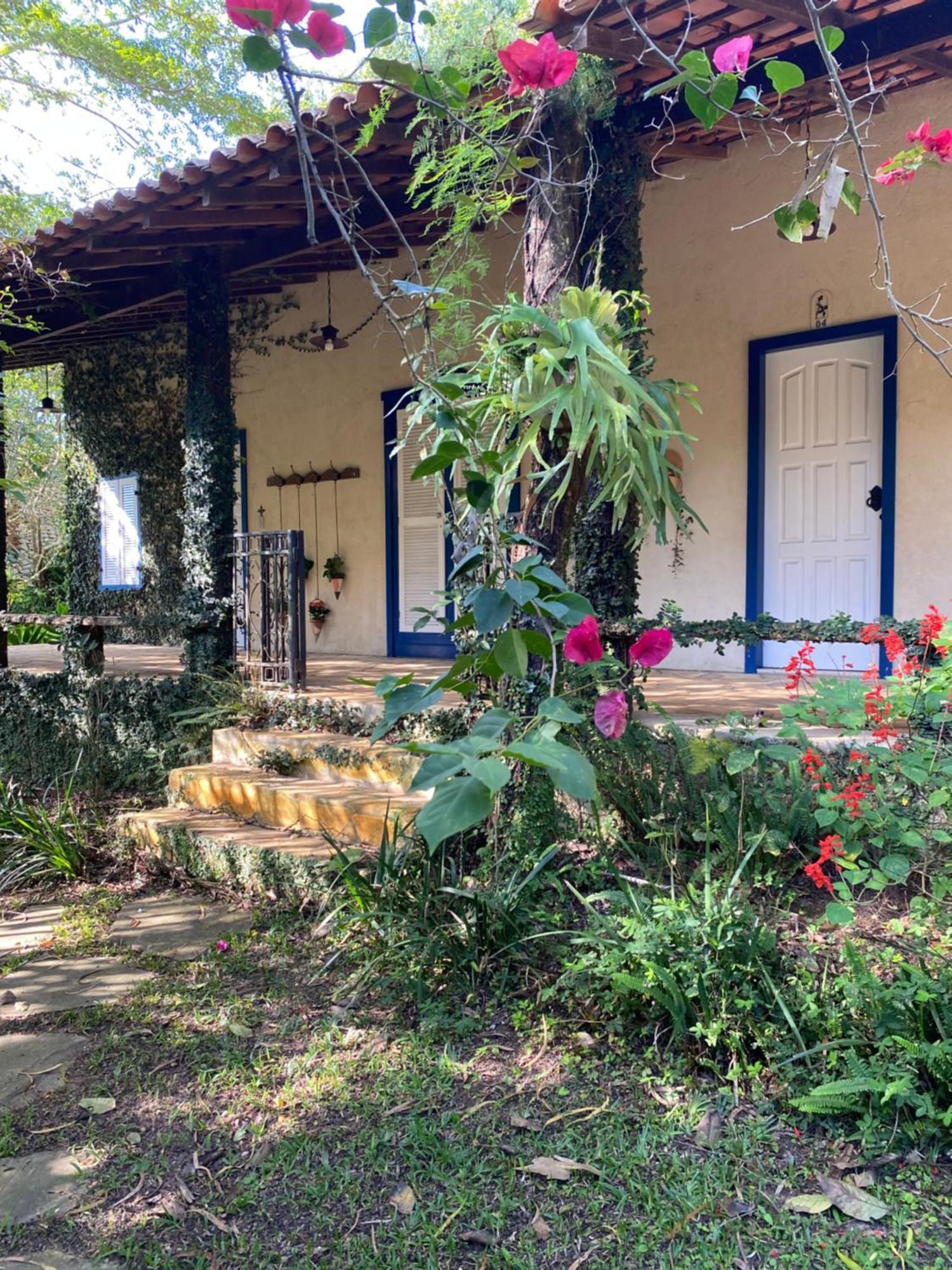 Pousada Flor De Iris São João del Rei Esterno foto